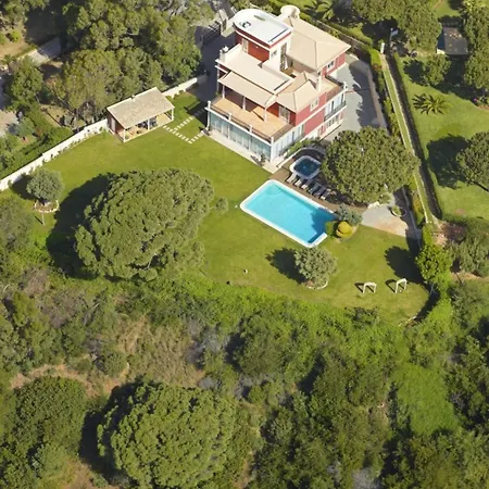 Amazing Portuguese Heroine 6 Bedrooms Stunning Position On The Cliffs Above A Villa *