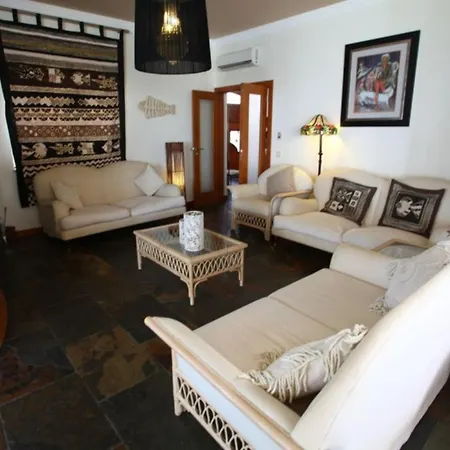 Amazing Portuguese Heroine 6 Bedrooms Stunning Position Vila Albufeira