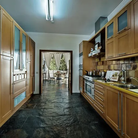 Vila Amazing Portuguese Heroine 6 Bedrooms Stunning Position Albufeira