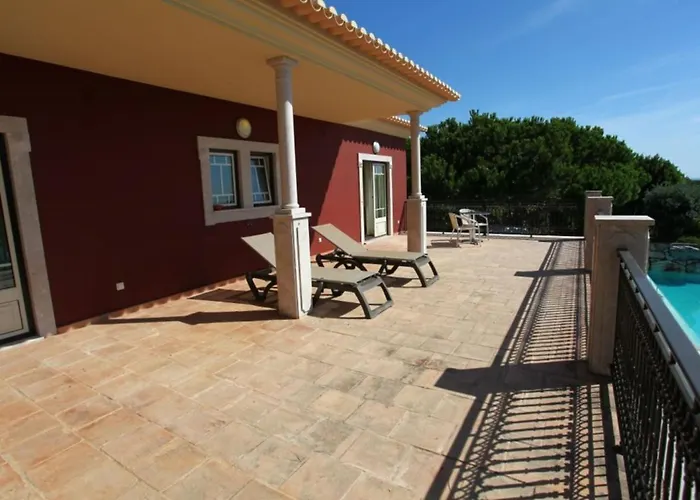 Villa Amazing Portuguese Heroine 6 Bedrooms Stunning Position *