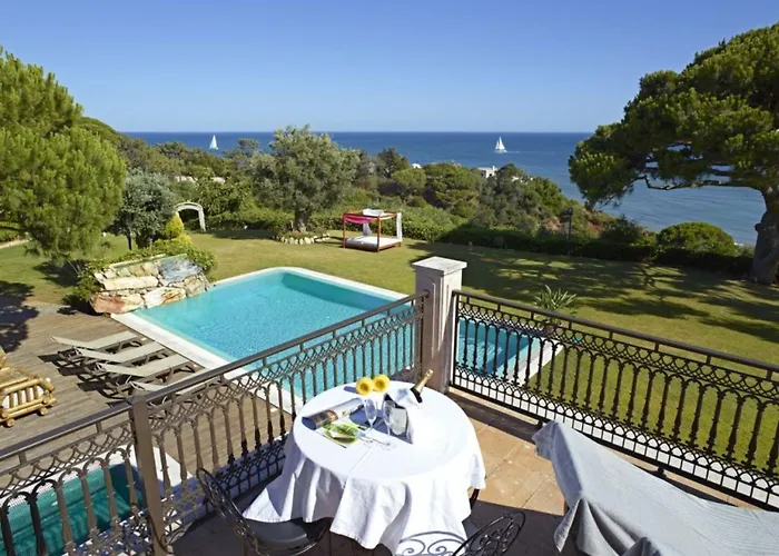 Amazing Portuguese Heroine 6 Bedrooms Stunning Position