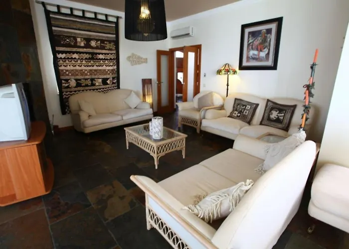 Amazing Portuguese Heroine 6 Bedrooms Stunning Position Villa Albufeira