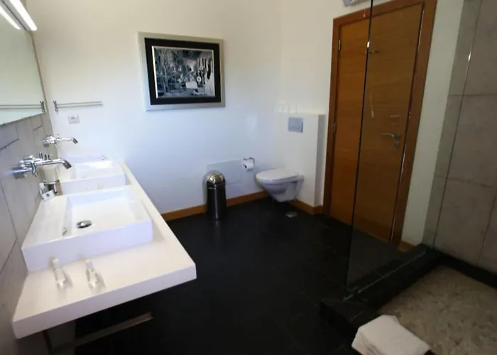Amazing Portuguese Heroine 6 Bedrooms Stunning Position Albufeira
