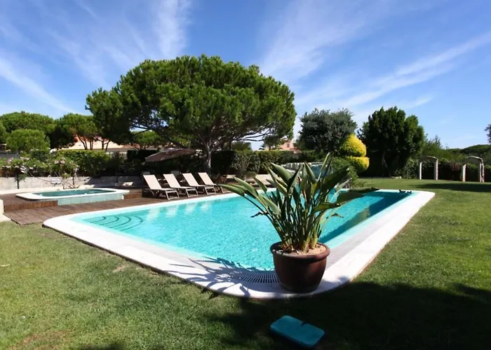 Amazing Portuguese Heroine 6 Bedrooms Stunning Position Albufeira