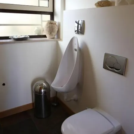 Amazing Portuguese Heroine 6 Bedrooms Stunning Position On The Cliffs Above A